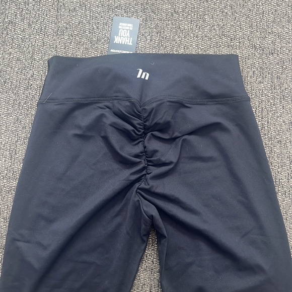 NWT Muscle Nation Signature Scrunch 7/8 Leggings - Picture 4 of 5